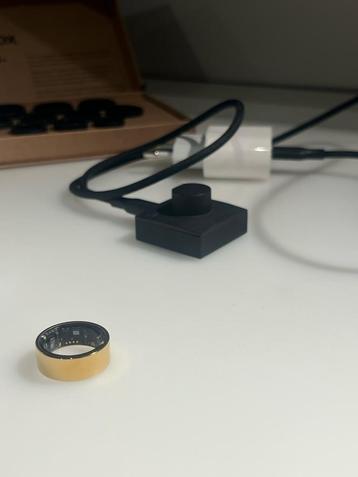 Ultrahuman ring AIR maat 7 (goud) beschikbaar voor biedingen