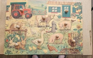 9 verschillende knopjes puzzels  beschikbaar voor biedingen