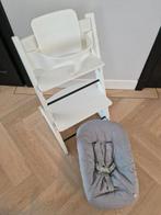 Witte stokke tripp trapp / trip trap + babyset en newborn, Ophalen of Verzenden, Gebruikt, Meegroeistoel, Stoelverkleiner