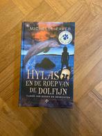 Hylas en de roep van de dolfijn - Michelle Paver, Ophalen of Verzenden, Gelezen