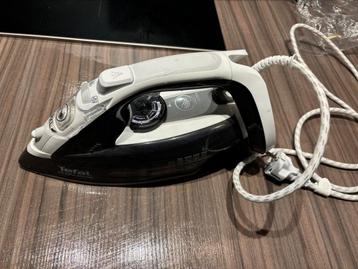 Mooie tefal strijkijzer anti-calc beschikbaar voor biedingen