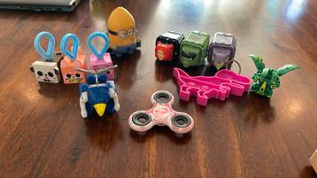 Battle cubes spinner minion bakugan beschikbaar voor biedingen