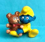 Baby smurf met beer / smurfen., Verzamelen, Smurfen, Poppetje, Figuurtje of Knuffel, Zo goed als nieuw, Verzenden