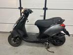 Piaggio zip 2017 scooter, Fietsen en Brommers, Scooters | Piaggio, Maximaal 45 km/u, Zip, Ophalen of Verzenden, Zo goed als nieuw