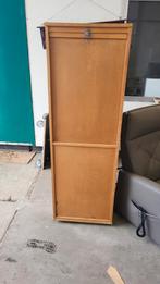 Vintage jaren 70 kledingkast uit Bussum, Met deur(en), Gebruikt, Vintage, 150 tot 200 cm