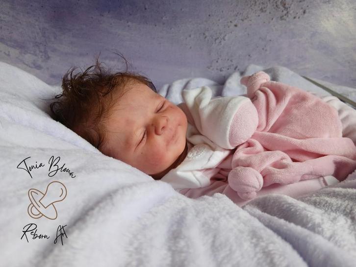 Lillie van Olga Auer, Verzamelen, Poppen, Nieuw, Babypop, Ophalen of Verzenden