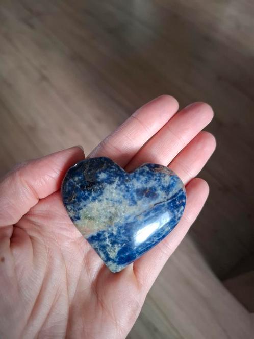 Sodaliet hart, Verzamelen, Mineralen en Fossielen, Mineraal, Ophalen of Verzenden