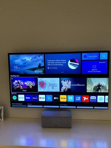 LG 83" G2 OLED evo Gallery Edition beschikbaar voor biedingen