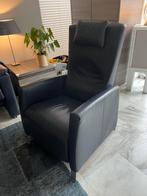 Relaxfauteuil donkerblauw van Montel, Huis en Inrichting, Fauteuils, Uitgeklapt, lengte 1.05mtr., Minder dan 75 cm, Leer, Zo goed als nieuw