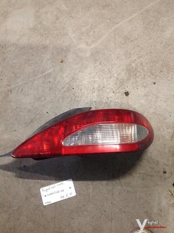 Peugeot 406 Coupe Achterlicht Rechts  beschikbaar voor biedingen