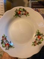 Vintage Aardewerk Bord met Fruitmotief, Ophalen, Gebruikt, Bord(en), Overige stijlen