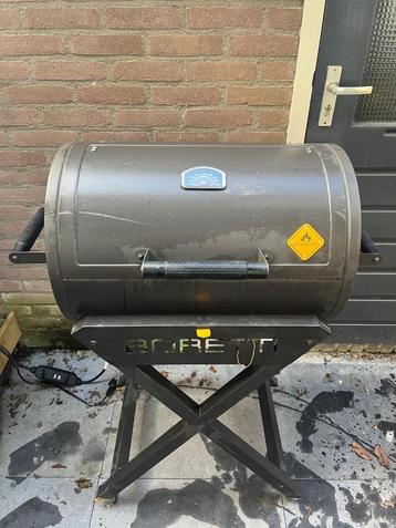 Boretti Fratello 2.0 (met hoes + kolenbrander) op wieltjes beschikbaar voor biedingen