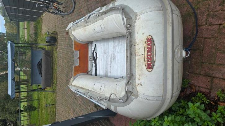 Rubberboot suzumar and mercury 5hp 4t, Watersport en Boten, Accessoires en Onderhoud, Gebruikt, Motor en Techniek, Ophalen of Verzenden