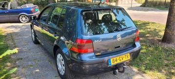 Volkswagen Golf 1.6 77KW 2001 Blauw 1e eigenaar  beschikbaar voor biedingen