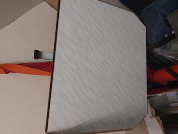 Tafel voor caravan of camper 75x60cm beschikbaar voor biedingen