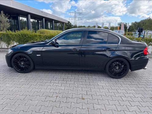 BMW 3-Serie 325i AUT 2007 Zwart, Auto's, BMW, Particulier, 3-Serie, ABS, Airbags, Airconditioning, Alarm, Bluetooth, Boordcomputer