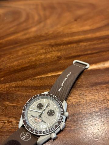 Omega x Swatch MoonSwatch – Mission to Saturn full set beschikbaar voor biedingen