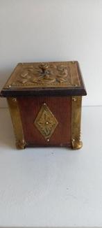 Oud houten doosje met deksel en koper beslag, Antiek en Kunst, Ophalen of Verzenden