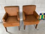 Twee leuke alcantare eetkamer stoelen, Gebruikt, 50 tot 75 cm, Ophalen