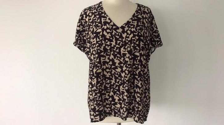 Zwart met beige top van &CoWoman in maat M, Kleding | Dames, Tops, Nieuw, Maat 38/40 (M), Overige kleuren, Korte mouw, Ophalen of Verzenden