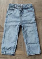 Spijkerbroek voor een kind van ca 3 jaar, maat 98,, Broek, Jongen of Meisje, Ophalen of Verzenden, Zo goed als nieuw