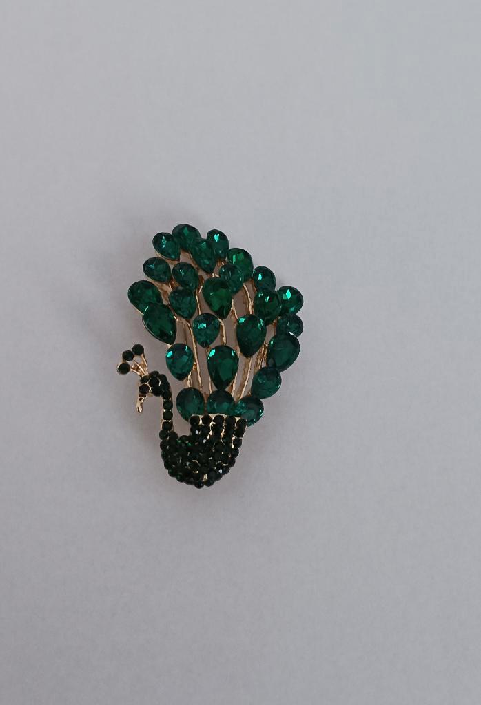 Pauw broche, Sieraden, Tassen en Uiterlijk, Broches, Nieuw, Overige materialen, Overige kleuren, 4 tot 7 cm, Met strass, Ophalen of Verzenden