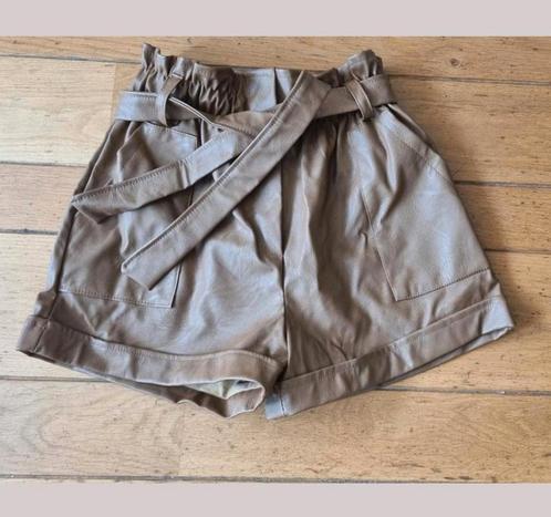 Skai leren broek Lederhose mt 38/40 oktoberfeest trachten, Kleding | Dames, Broeken en Pantalons, Zo goed als nieuw, Maat 38/40 (M)