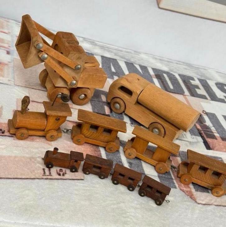 Vintage antiek hout houten Speelgoed trein truck shovel wood, Antiek en Kunst, Antiek | Speelgoed, Ophalen of Verzenden