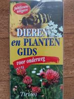 DIEREN en PLANTENGIDS voor onderweg., Boeken, Natuur, Diverse schrijvers, Zo goed als nieuw, Bloemen, Planten en Bomen, Ophalen