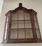Prachtig antiek notenhout vitrine kastje, Ophalen, Glas, 50 tot 100 cm, Zo goed als nieuw