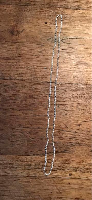 Antieke ketting met parels en gouden details beschikbaar voor biedingen