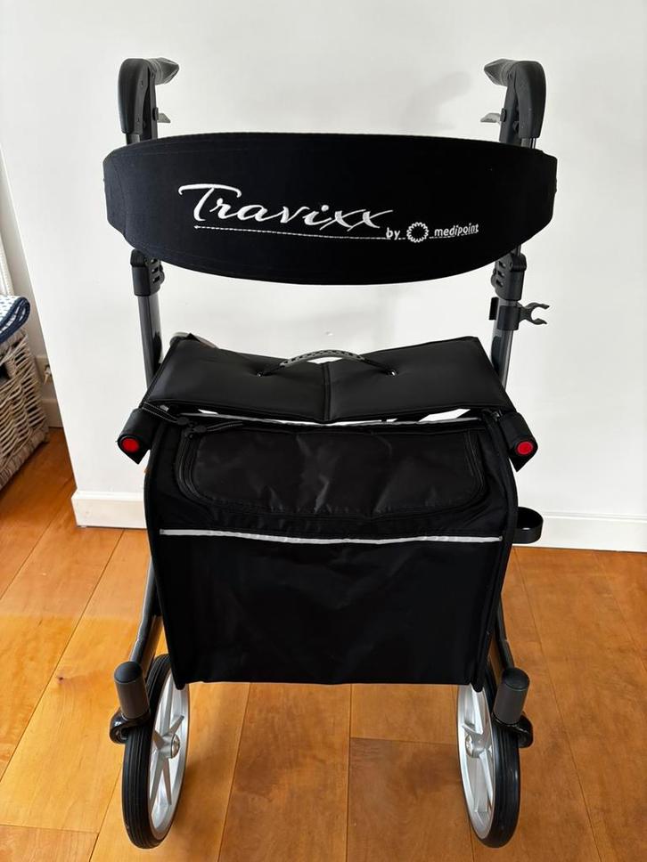 rollator Travixx Deluxe M zgan, Diversen, Rollators, Zo goed als nieuw, Lichtgewicht, Opvouwbaar, Ophalen