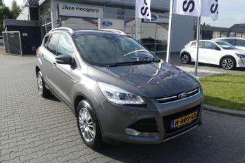 Ford Kuga 1.6 Titanium TREKHAAK AFNEEMBAAR (2.000KG), PANO,  beschikbaar voor biedingen