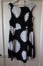 Vlotte A-lijn jurk merk Steps maat 42 zwart + witte bloemen, Zwart, Maat 42/44 (L), Ophalen of Verzenden, Zo goed als nieuw