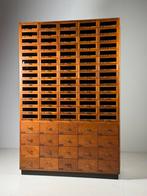 Fourniturenkast Apothekerskasr vintage GROOT, Ophalen