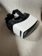 VR Gear Goggles - by VR One+ | VR Bril, Spelcomputers en Games, Virtual Reality, Nieuw, Telefoon, Ophalen