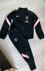 Nike Paris trainingspak unisex TE KOOP! Als nieuw, Ophalen of Verzenden, Zo goed als nieuw, Jongen of Meisje, Sport- of Zwemkleding