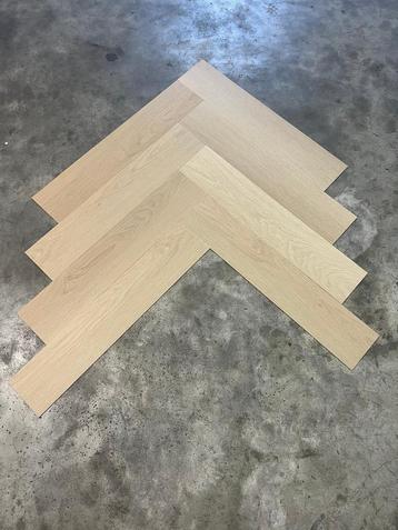 Grote overschotten nieuwe visgraat vloer! beschikbaar voor biedingen