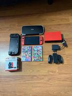 Nintendo Switch OLED + Mario Kart 8 Deluxe & Extras !, Spelcomputers en Games, Overige genres, Ophalen of Verzenden, Zo goed als nieuw