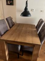 Massief eiken eetkamertafel inclusief 4 stoelen, 50 tot 100 cm, Rechthoekig, Zo goed als nieuw, Ophalen