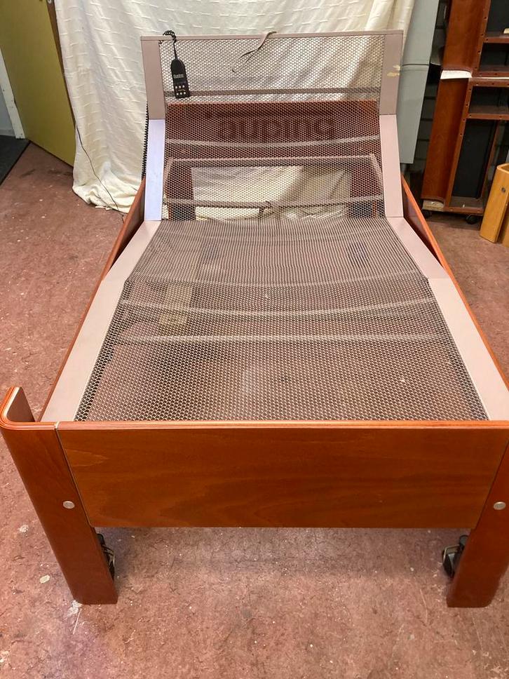 Te koop Auping Auronde type 3000 100x200, Verzamelen, Retro, Huis en Inrichting, Ophalen of Verzenden