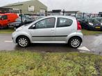 Peugeot 107 1.0-12V Urban Move | 5 Deurs | NL & NAP | Nette, Voorwielaandrijving, Stof, Gebruikt, Zwart