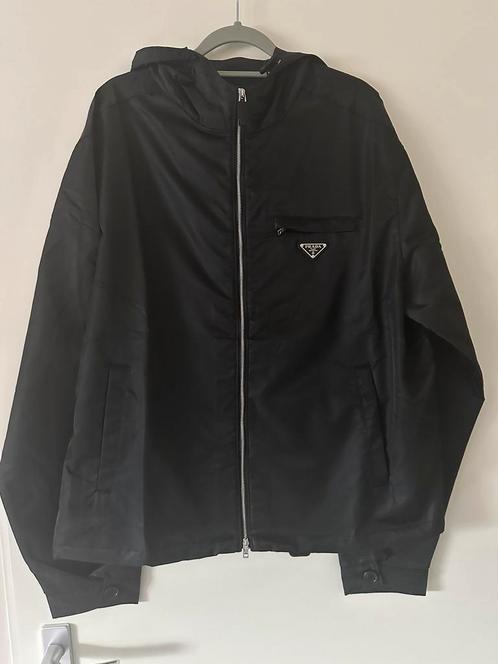 Prada Re-Nylon jas | lente zomer jacket | origineel, Kleding | Heren, Jassen | Zomer, Zo goed als nieuw, Maat 52/54 (L), Zwart