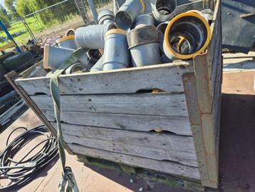 koppelstukken pvc partij teab beschikbaar voor biedingen