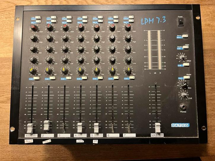 Dateq lpm 7.3, Muziek en Instrumenten, Mengpanelen, Zo goed als nieuw, Ophalen of Verzenden