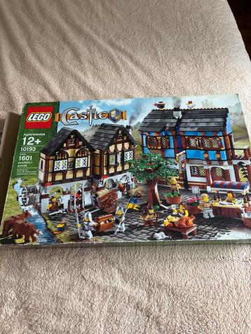 LEGO Castle Market Village 10193 beschikbaar voor biedingen