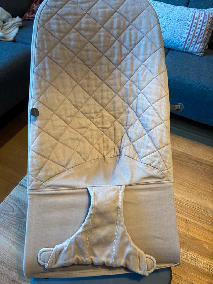 Baby Björn Wipstoel Bliss - Zandgrijs - Goede Staat, Kinderen en Baby's, Wipstoeltjes, Gebruikt, Wipstoel, Overige merken, Met gordel(s) of riempje(s)