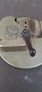 Kriss kross  slijper voor scheermesjes 1920, Antiek en Kunst, Ophalen of Verzenden