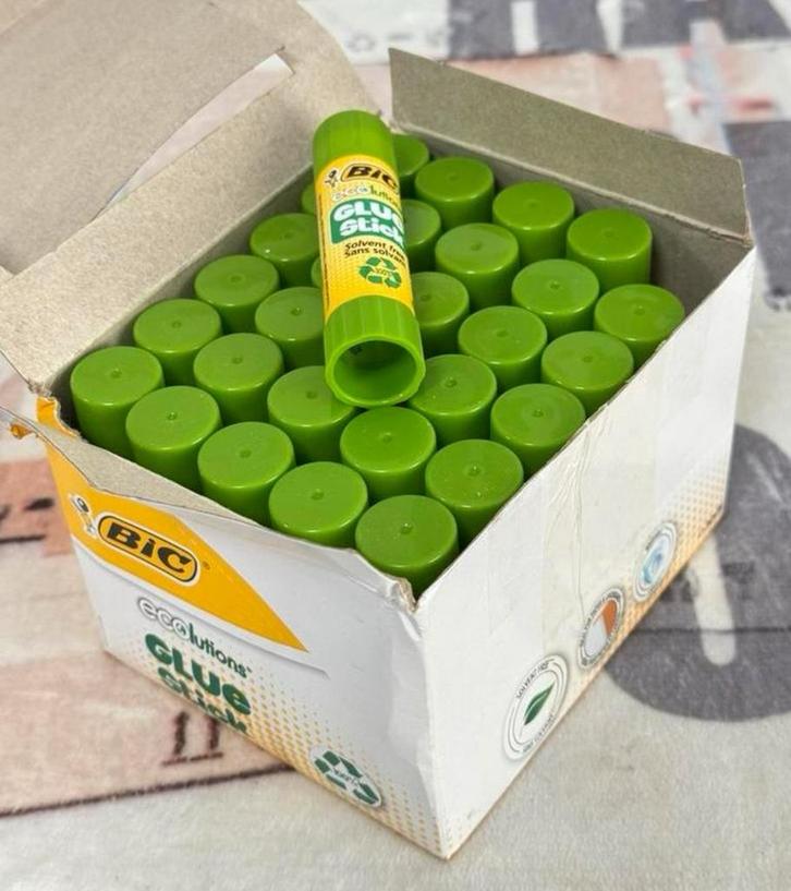 Doos 30 BIC EcoLutions 8g lijmsticks lijmstift lijm blister, Diversen, Bureau-accessoires, Nieuw, Ophalen of Verzenden