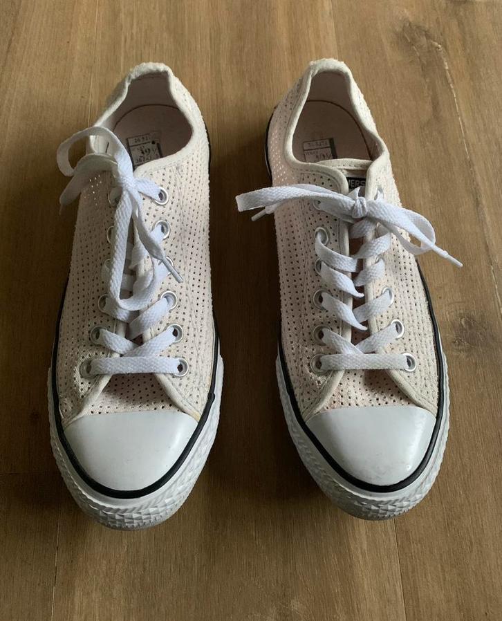 Converse All Stars lage sneakers - gympen maat 39,5, Kleding | Dames, Schoenen, Nieuw, Sneakers of Gympen, Beige, Ophalen of Verzenden